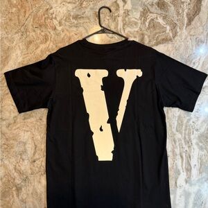 Black V-Logo Men's Shirt